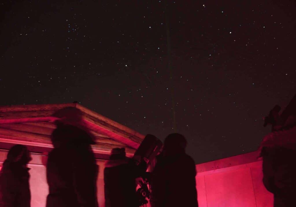 The guests at Hotel Rangá's observatory exploring the stars